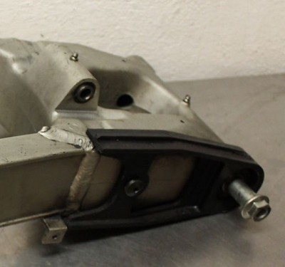 ZZR600E-Schwinge mit Schmiernippel-Detail.jpg