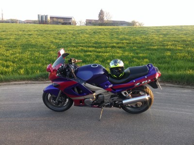 ZZR600E.jpg