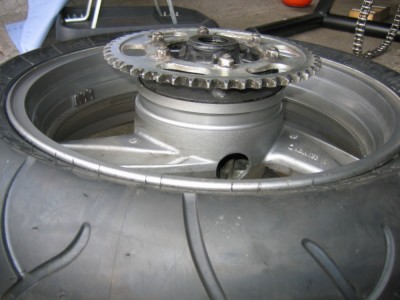 Ruckdämpfer