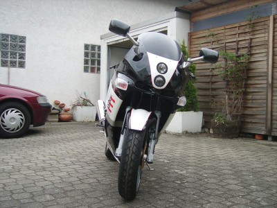 Hier Raven's aktuelle Scheinwerfer...